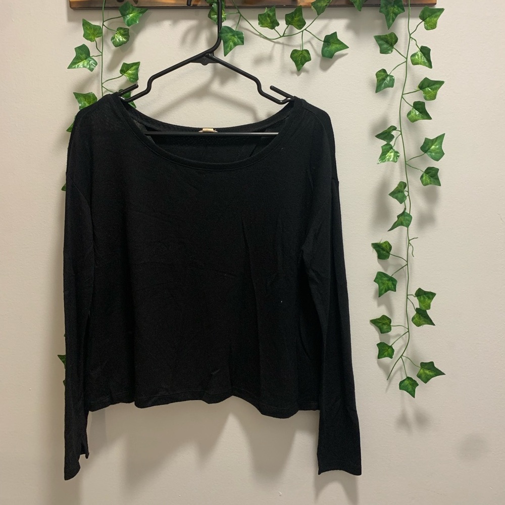 Long sleeve open back